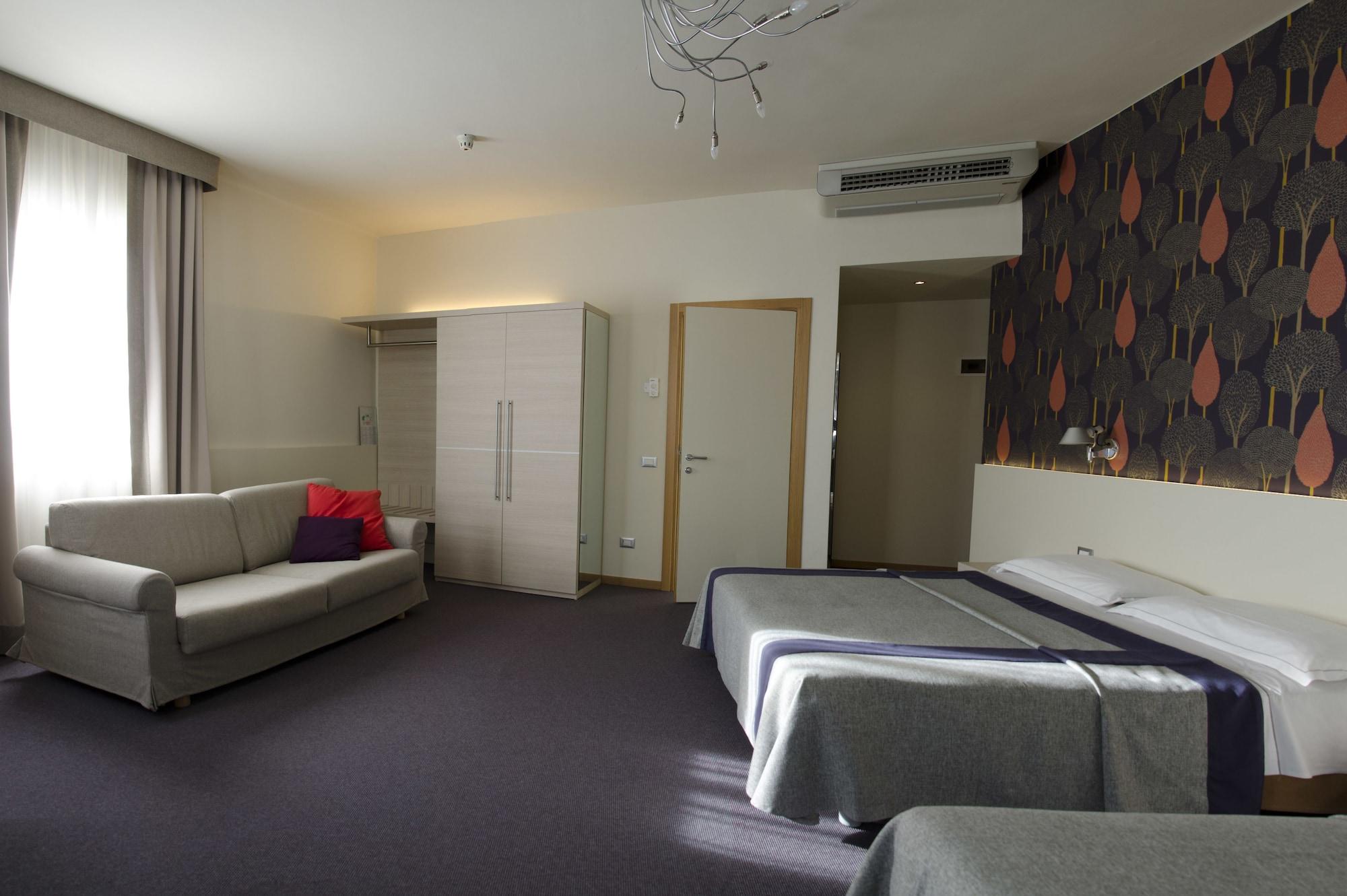 ויצ'נצה Key Hotel מראה חיצוני תמונה